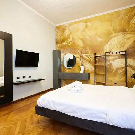 Sant'Ambrogio Charme Apartment Milão Exterior foto