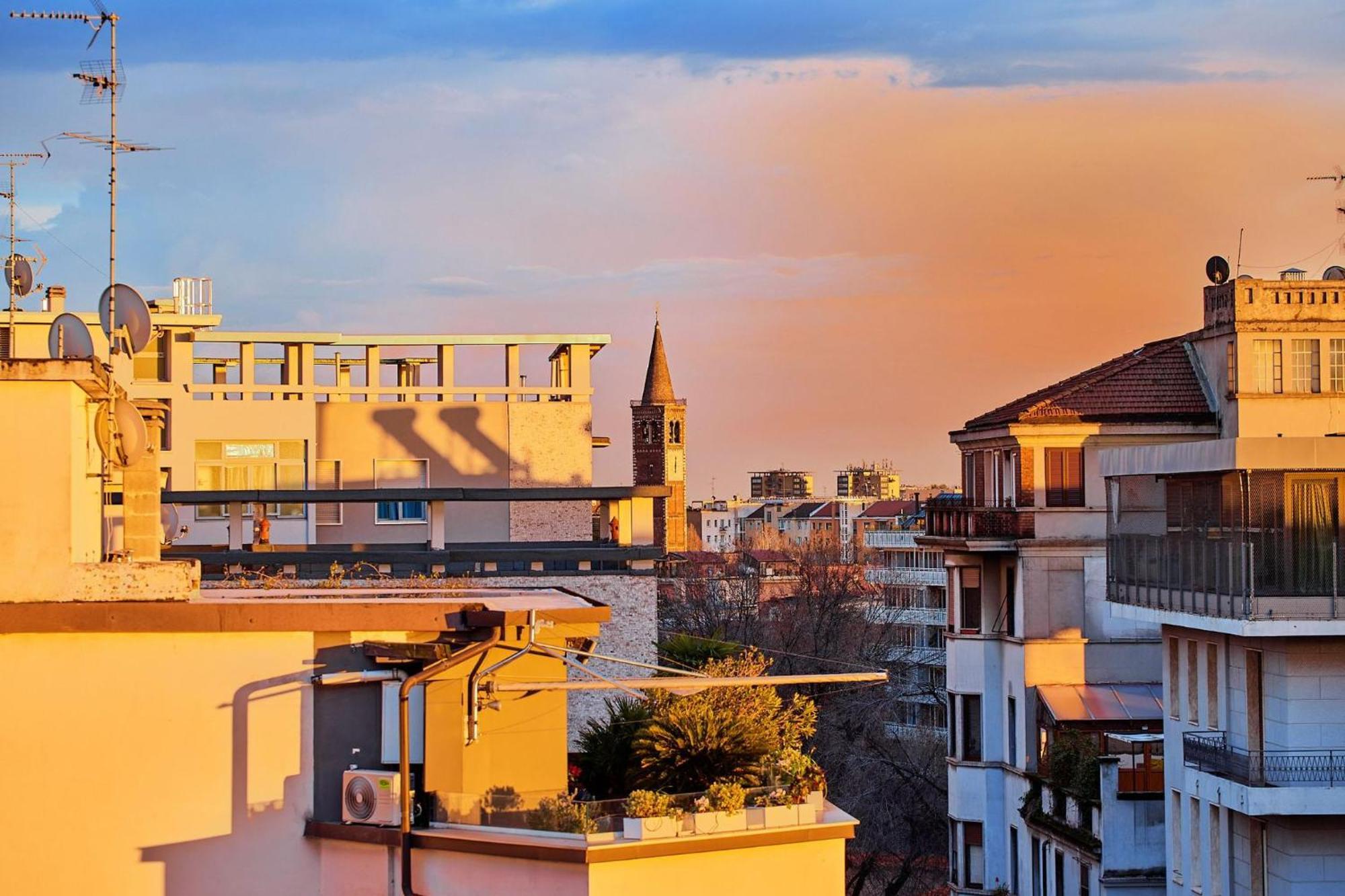 Sant'Ambrogio Charme Apartment Milão Exterior foto