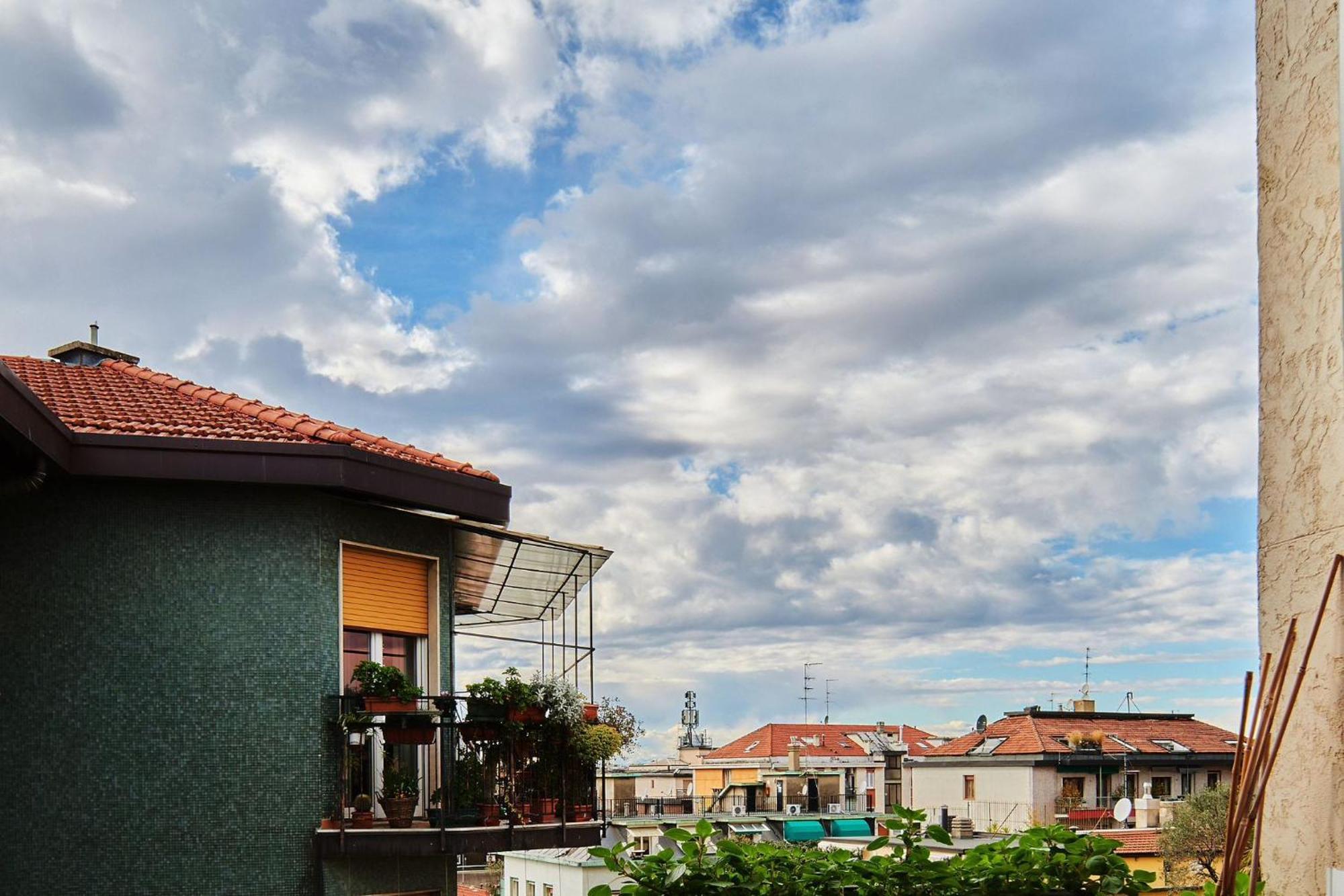 Sant'Ambrogio Charme Apartment Milão Exterior foto